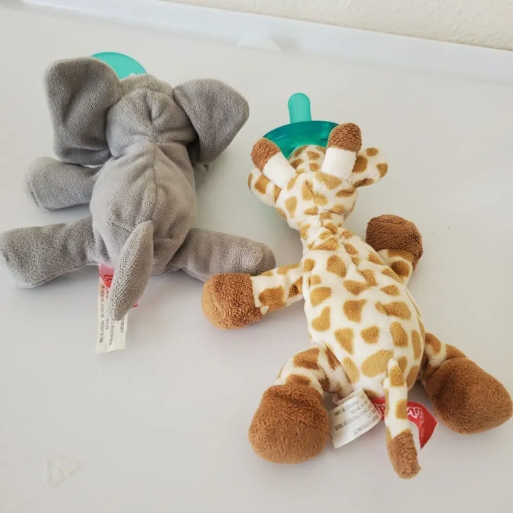 WubbaNub Cribmates Pacifier Holder Lot Giraffe Elephant Plush Baby Soother 3pc